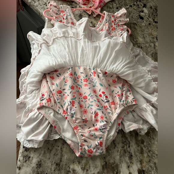 Cheeky Plum Leotard 4T - Picture 3 of 4